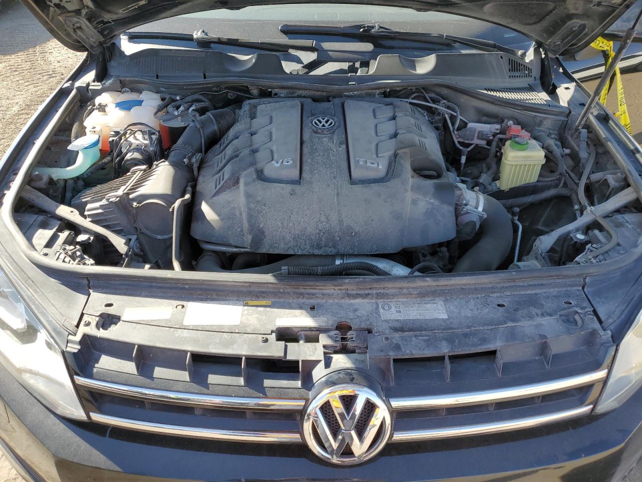 WVGEP9BPXED001216 2014 Volkswagen Touareg V6 Tdi