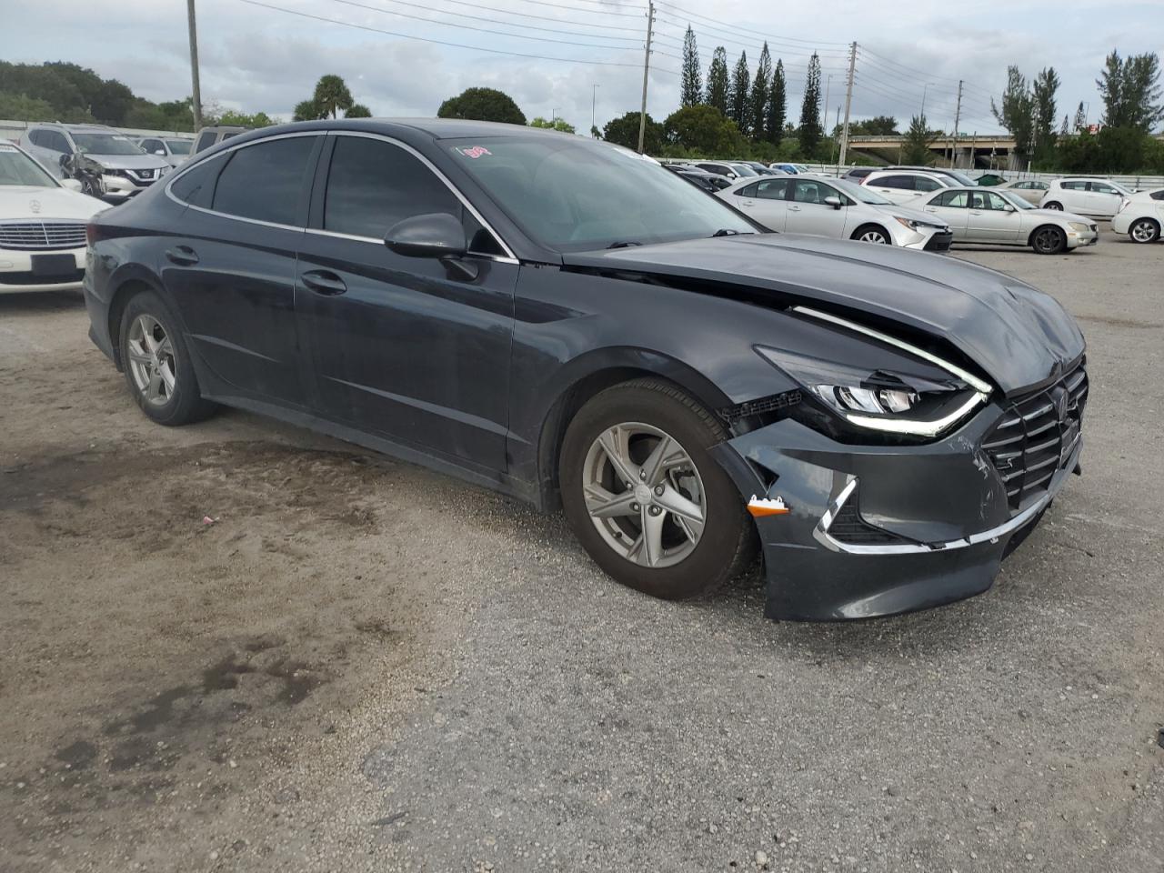 2021 Hyundai Sonata - Image 4