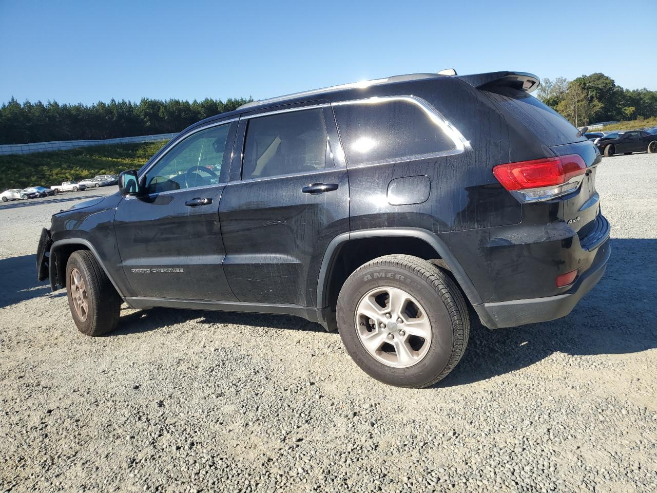 2017 Jeep Grand Cherokee - Image 2