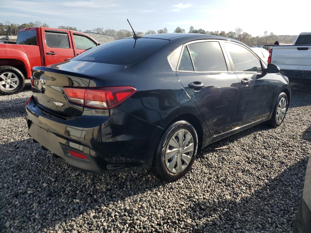 2020 Kia Rio - Image 3