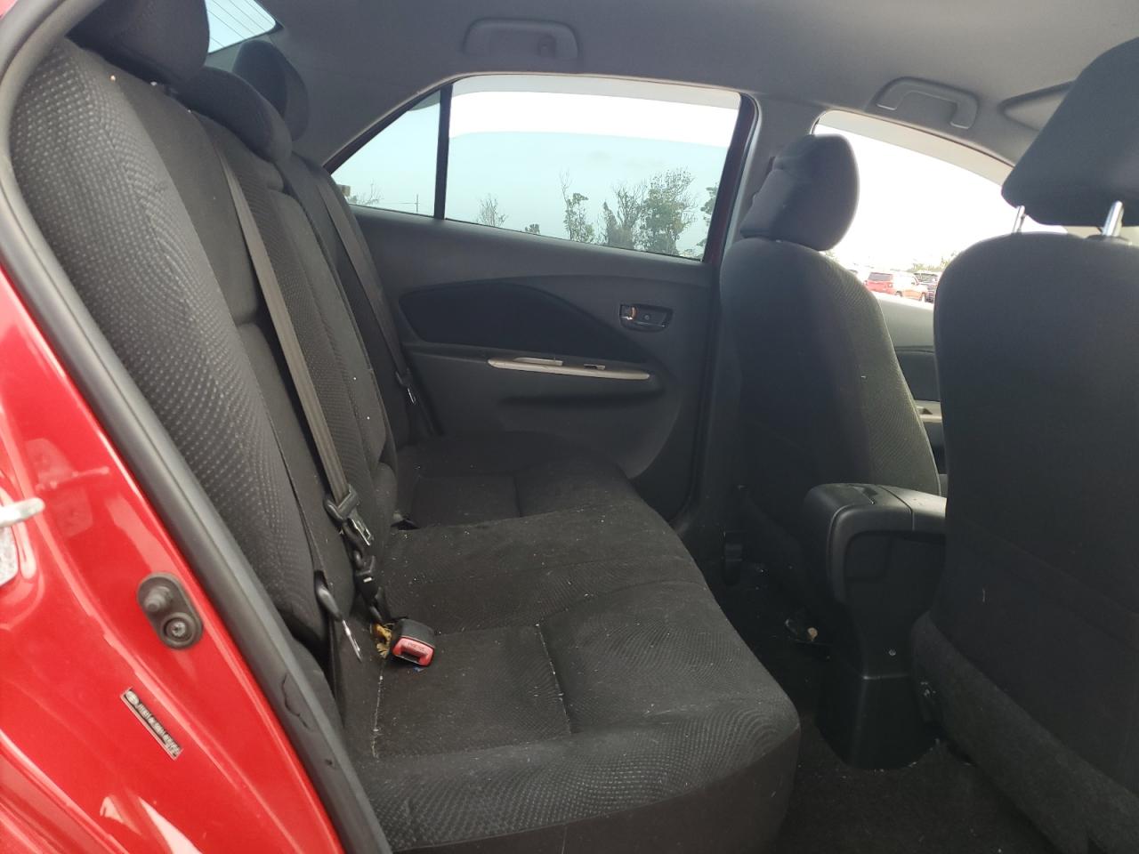 2011 Toyota Yaris - Image 10