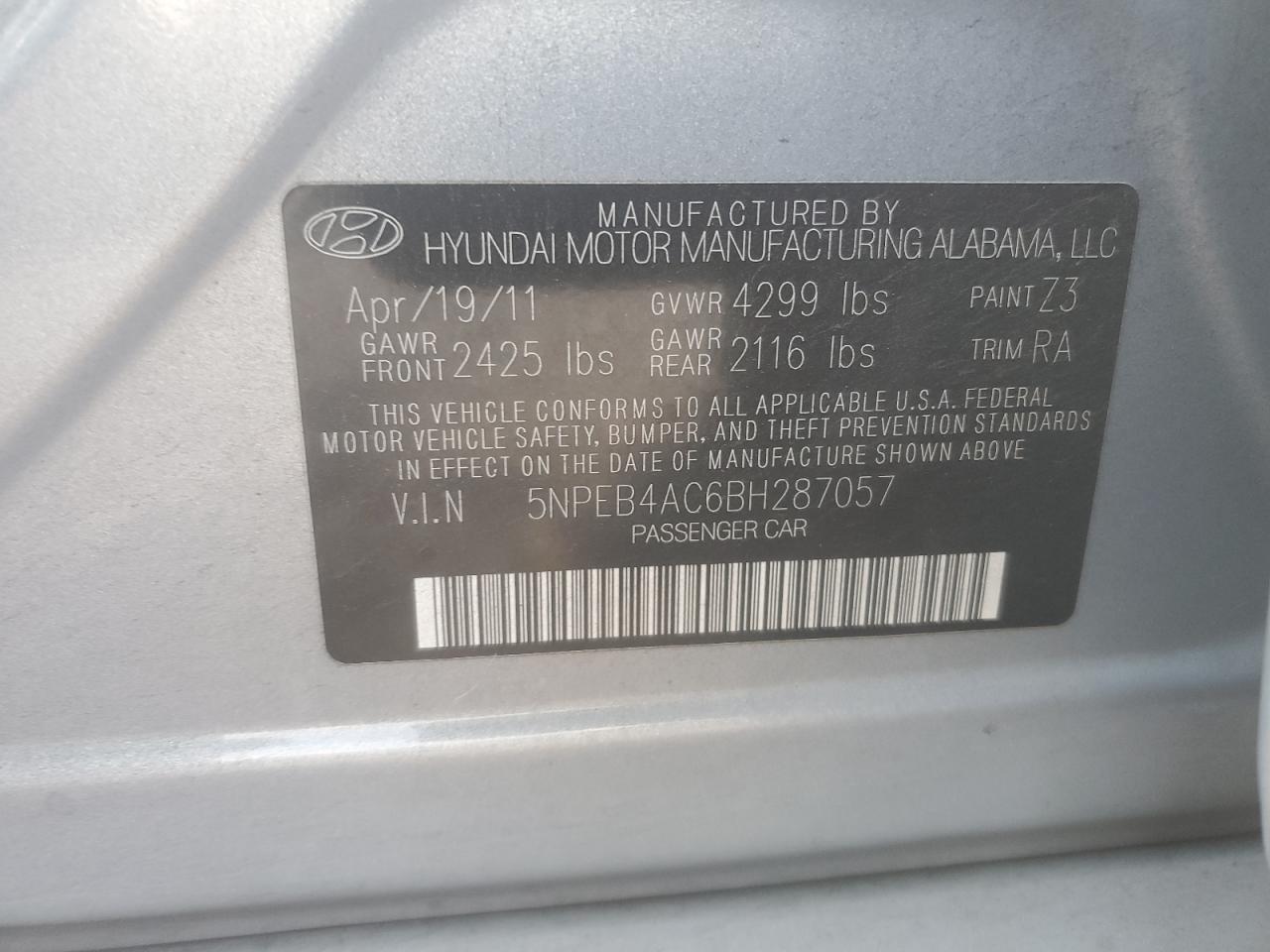 2011 Hyundai Sonata - Image 12