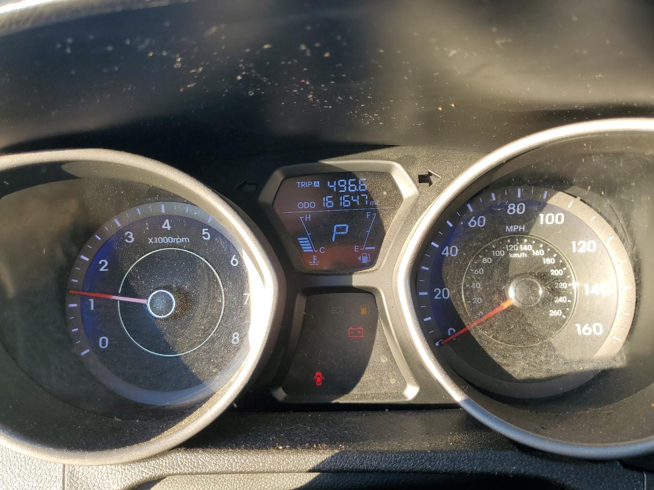 2012 Hyundai Elantra - Image 9