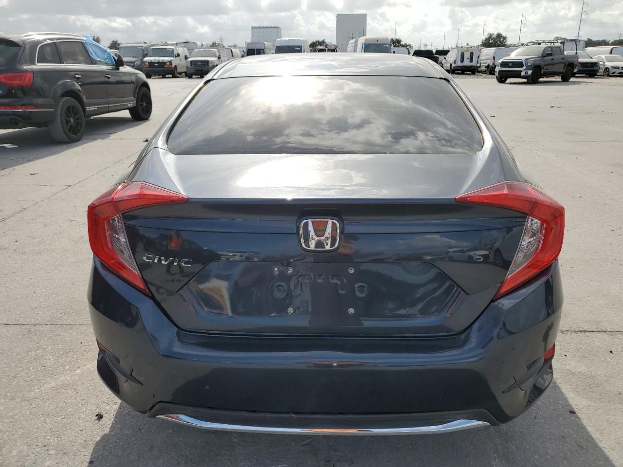 2018 Honda Civic Lx VIN: 19XFC2F58JE042148 Lot: 78236314