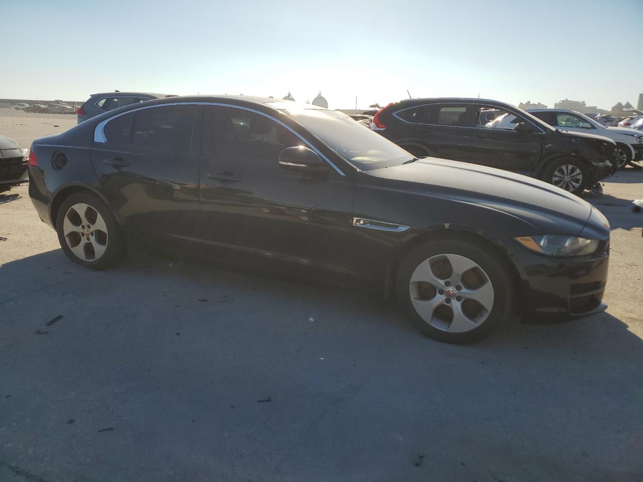 2017 Jaguar XE - Image 4