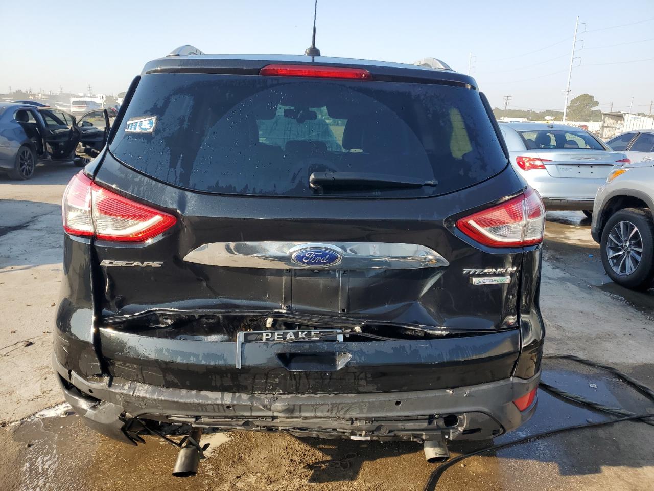 1FMCU0J90EUB12355 2014 Ford Escape Titanium