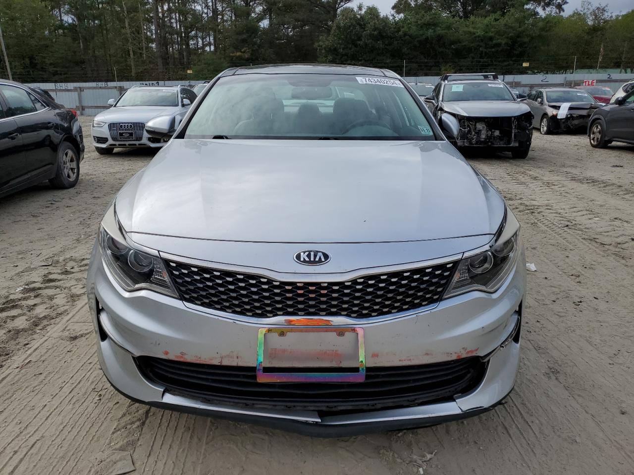 5XXGU4L35GG098354 2016 Kia Optima Ex