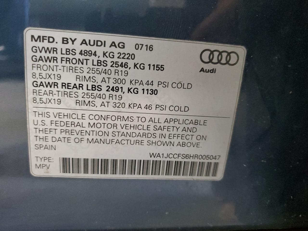 WA1JCCFS6HR005047 2017 Audi Q3 Premium Plus