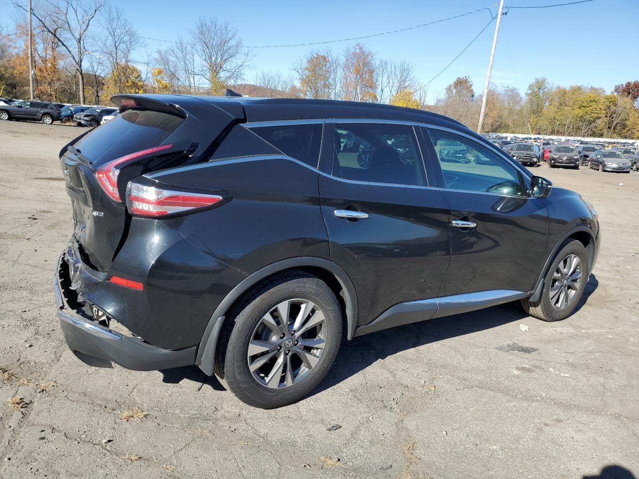 2015 Nissan Murano - Image 3