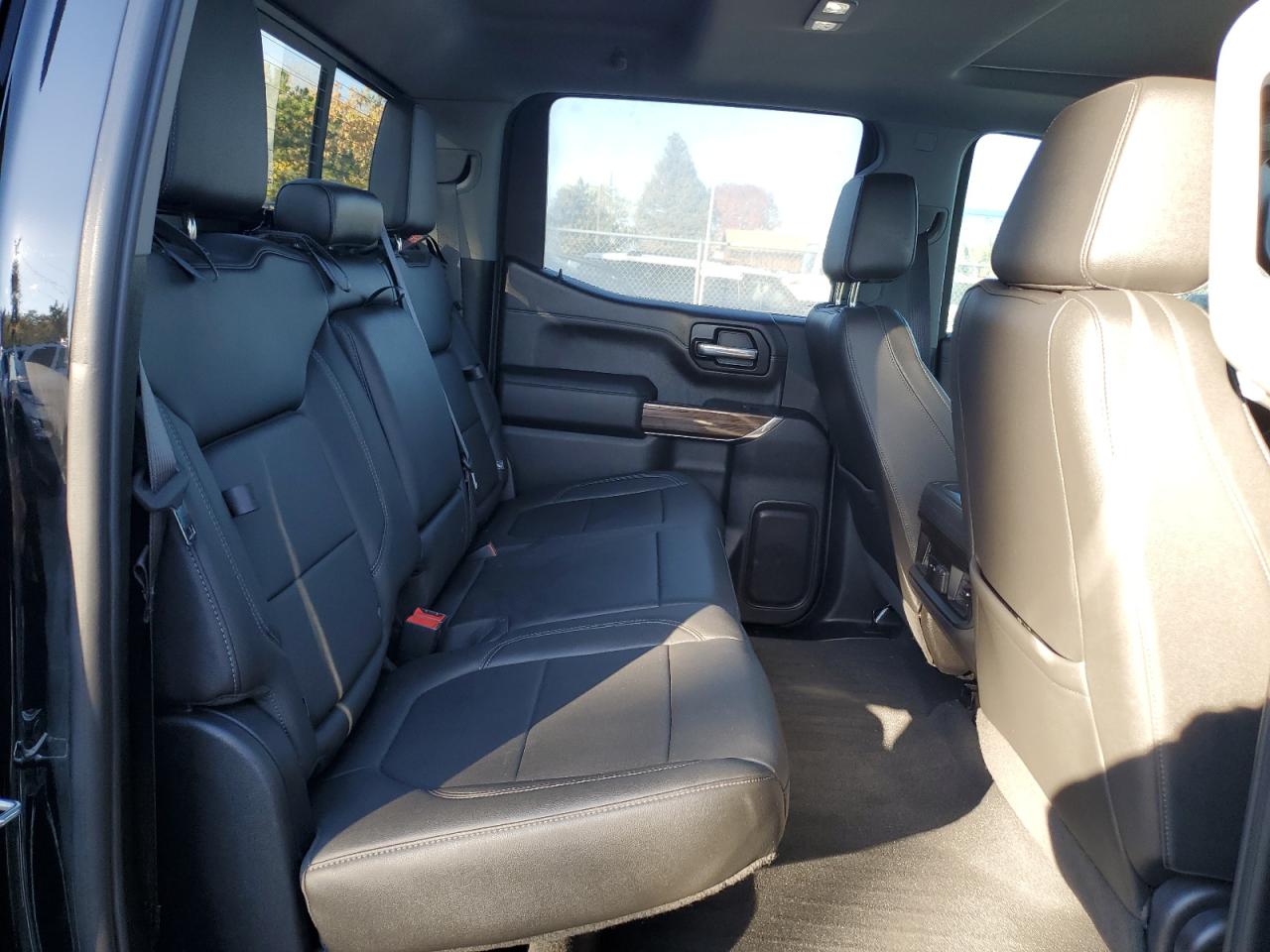 2021 Chevrolet Silverado - Image 10