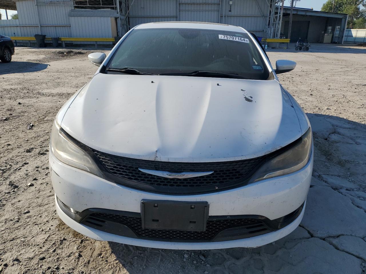 2015 Chrysler 200 - Image 5