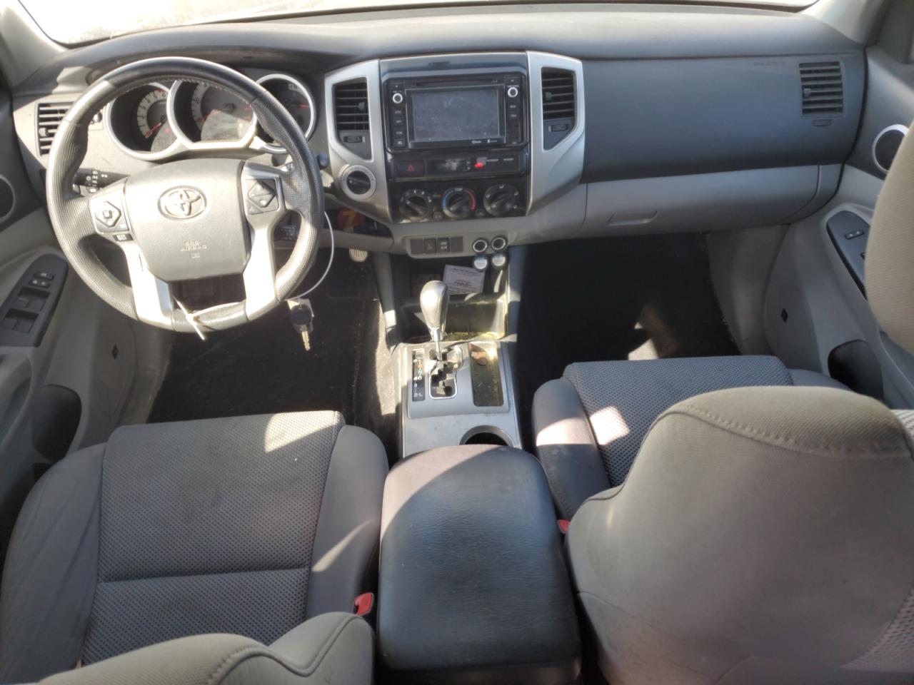 2014 Toyota Tacoma - Image 8