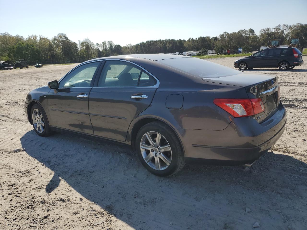 2009 Lexus ES - Image 2