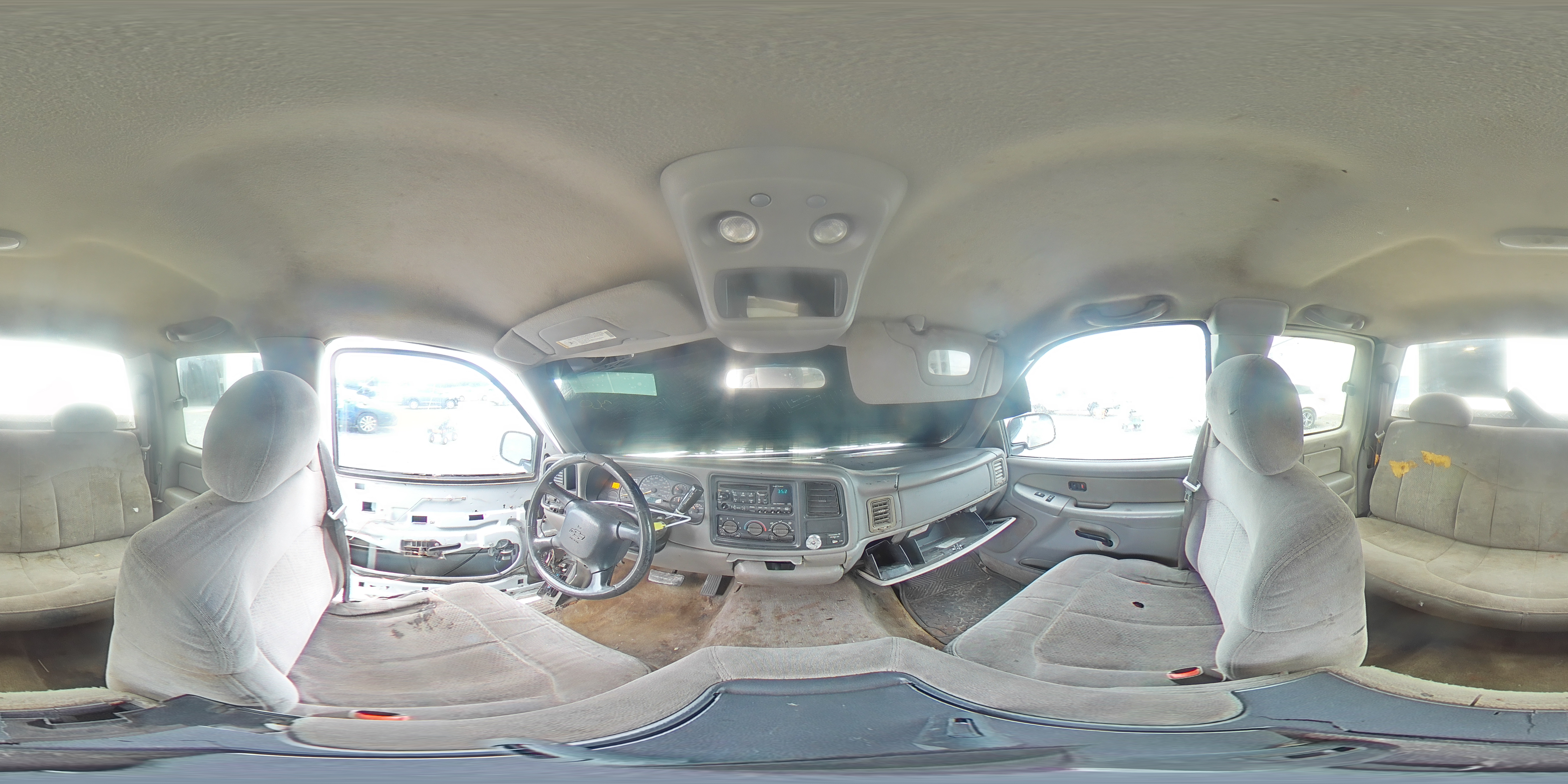 2000 Chevrolet Silverado C1500 VIN: 2GCEC19V8Y1193077 Lot: 73562374