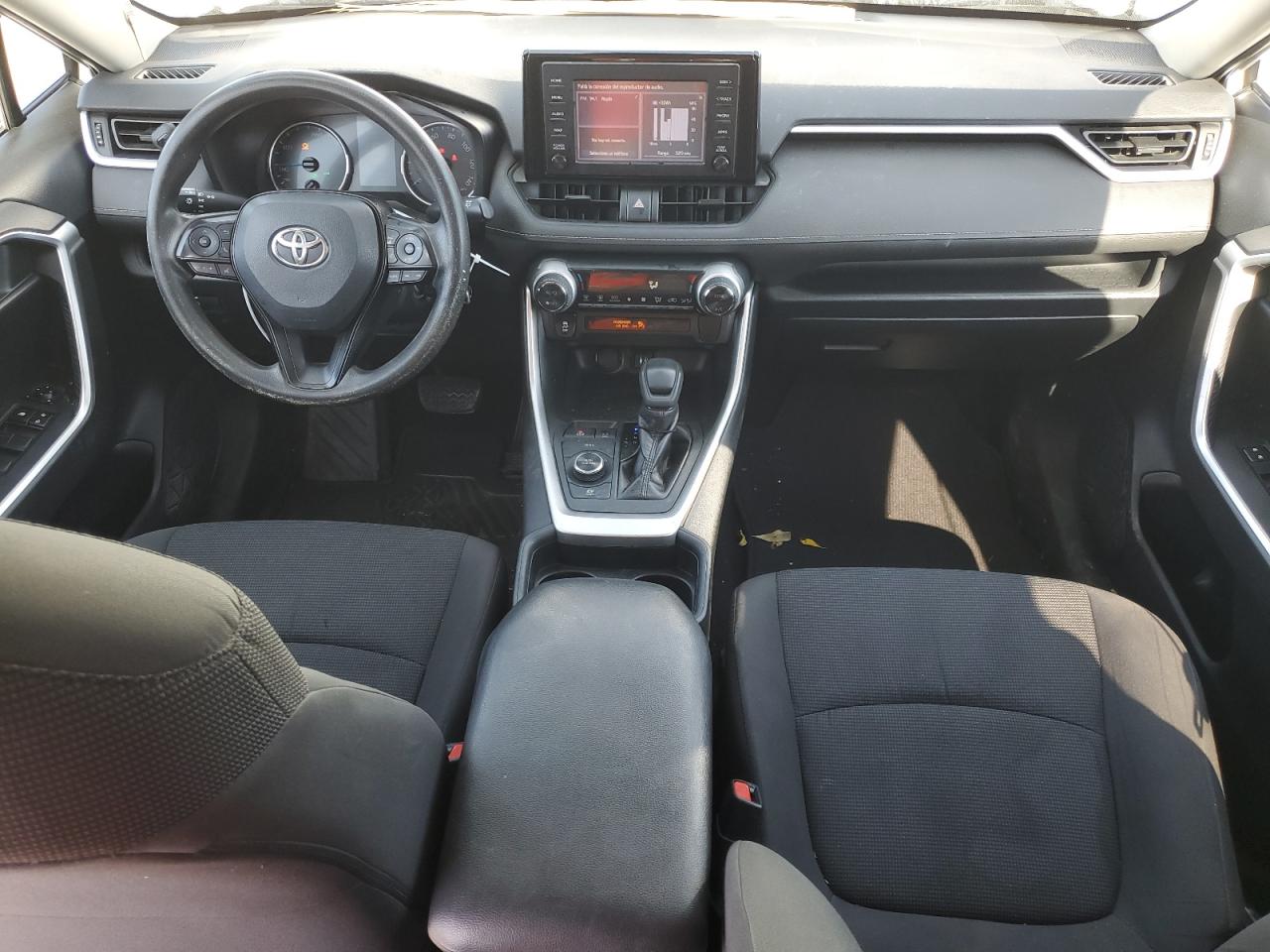 2019 Toyota RAV 4 - Image 8