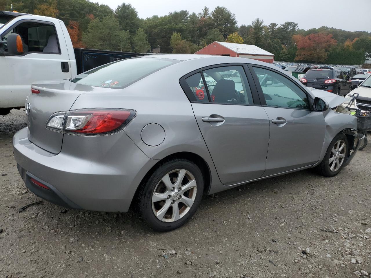 2011 Mazda 3 - Image 3