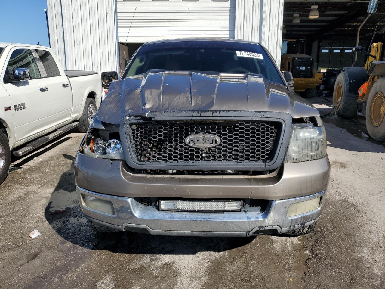 2004 Ford F-150 - Image 5
