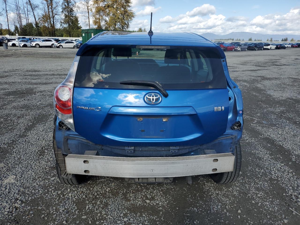 2012 Toyota Prius C VIN: JTDKDTB34C1020692 Lot: 75248374