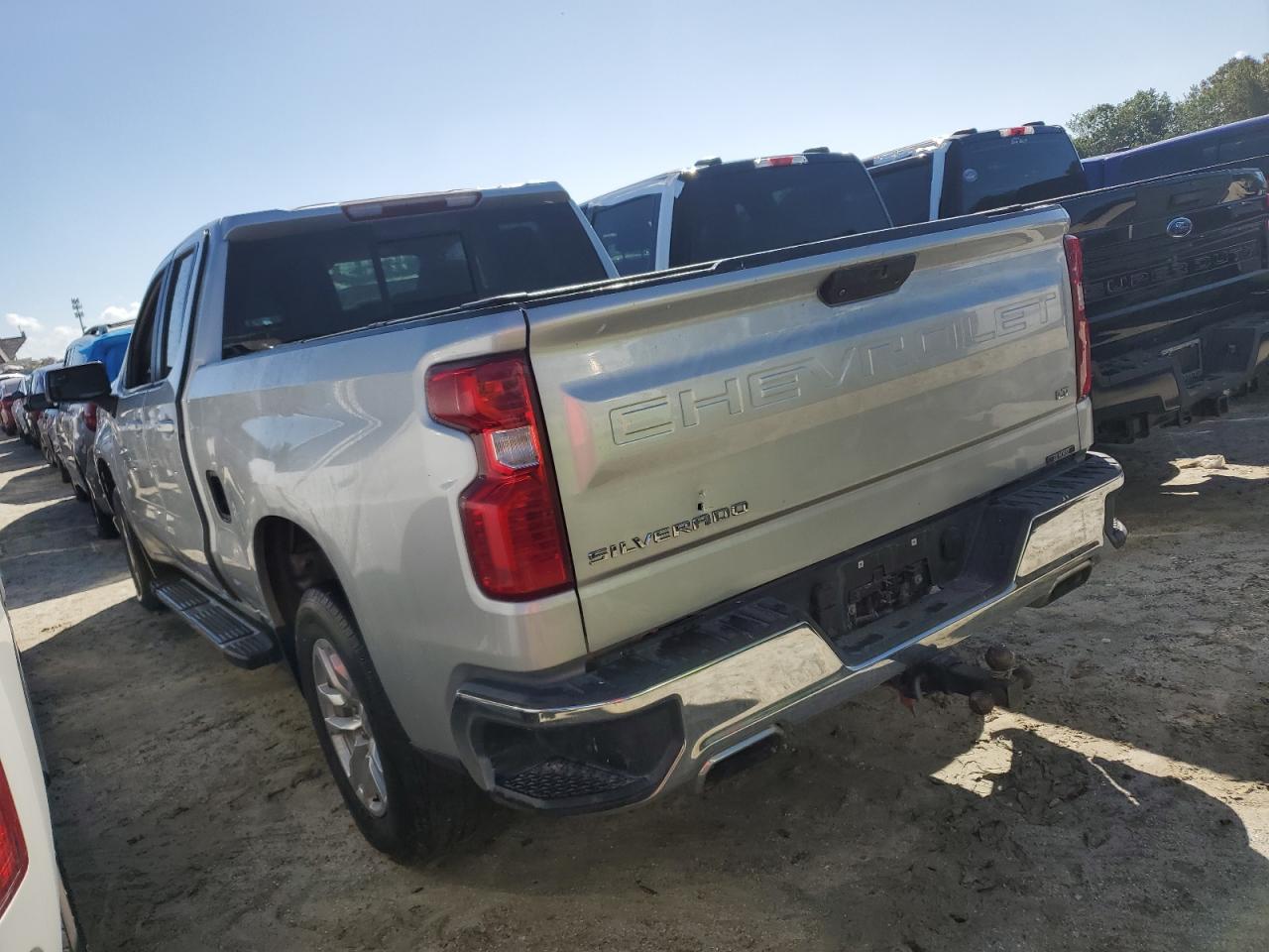 2019 Chevrolet Silverado - Image 2