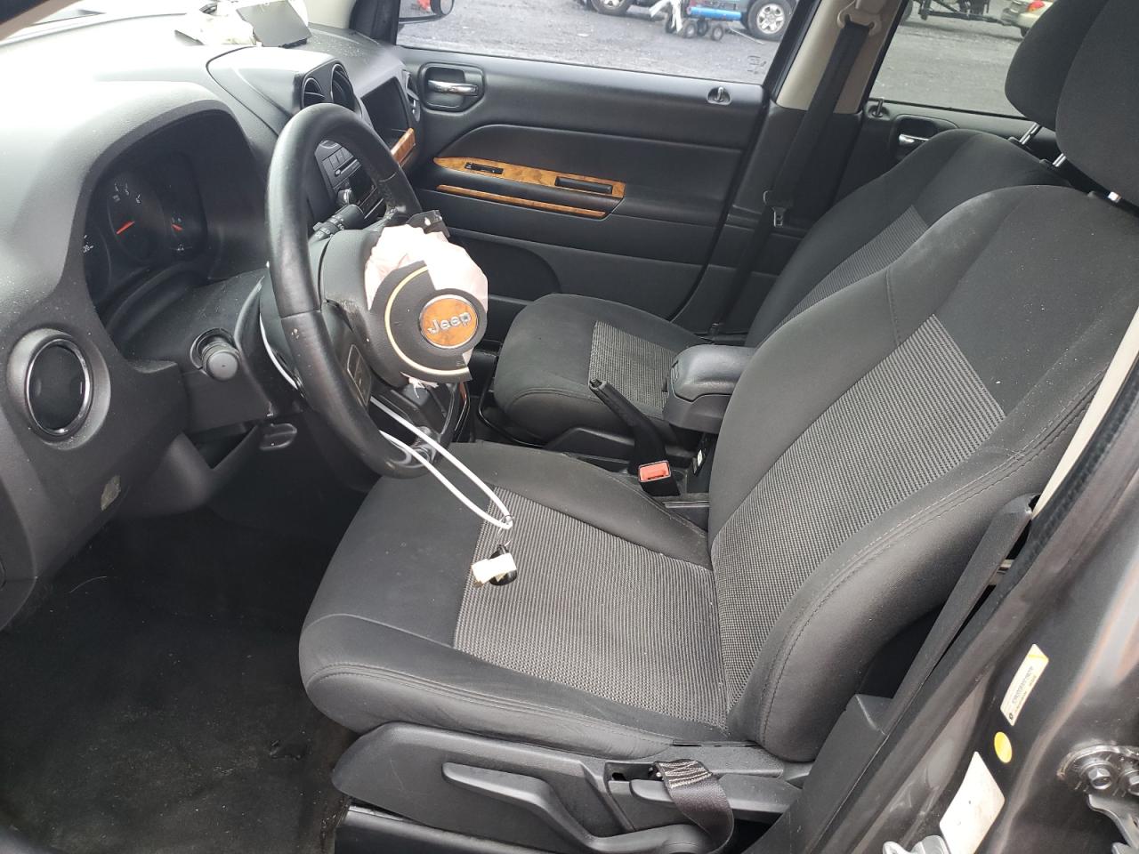 2013 Jeep Compass - Image 7