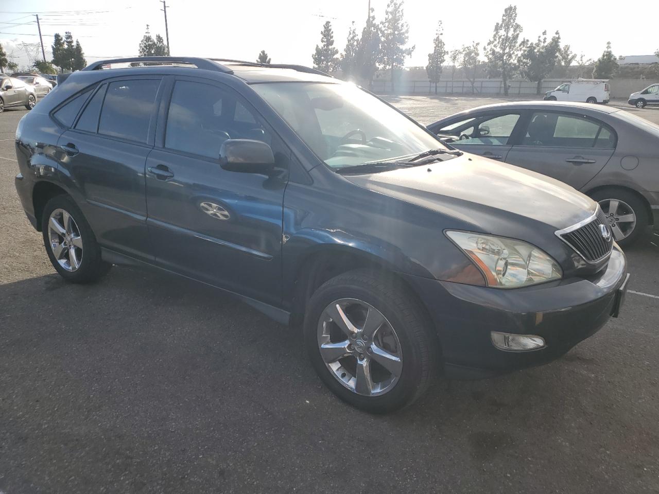 2005 Lexus RX - Image 4