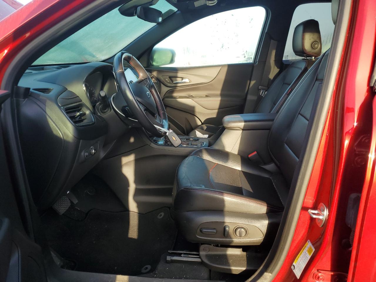 2022 Chevrolet Equinox - Image 7