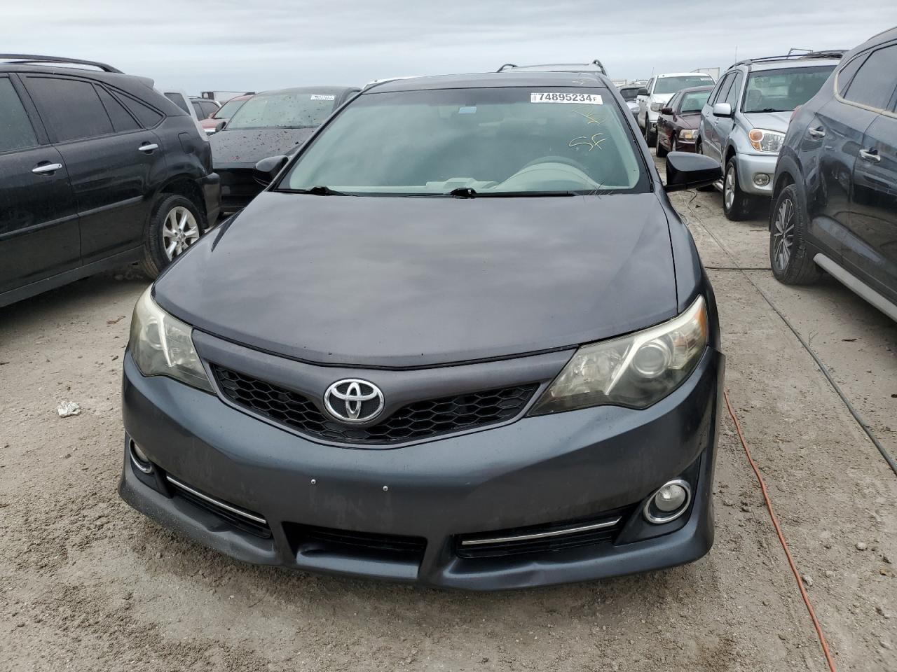 2013 Toyota Camry - Image 5