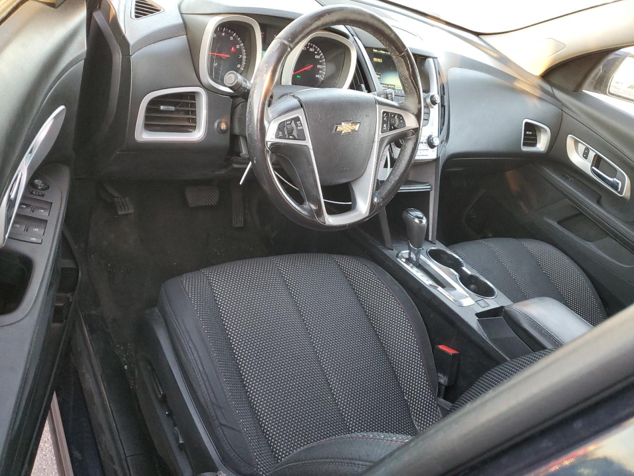2017 Chevrolet Equinox - Image 8