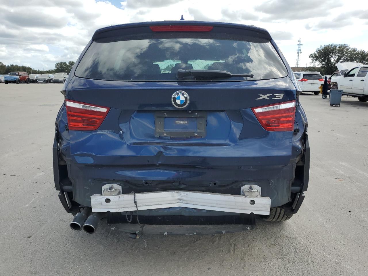 VIN 5UXWX9C52G0D78009 2016 BMW X3 no.6