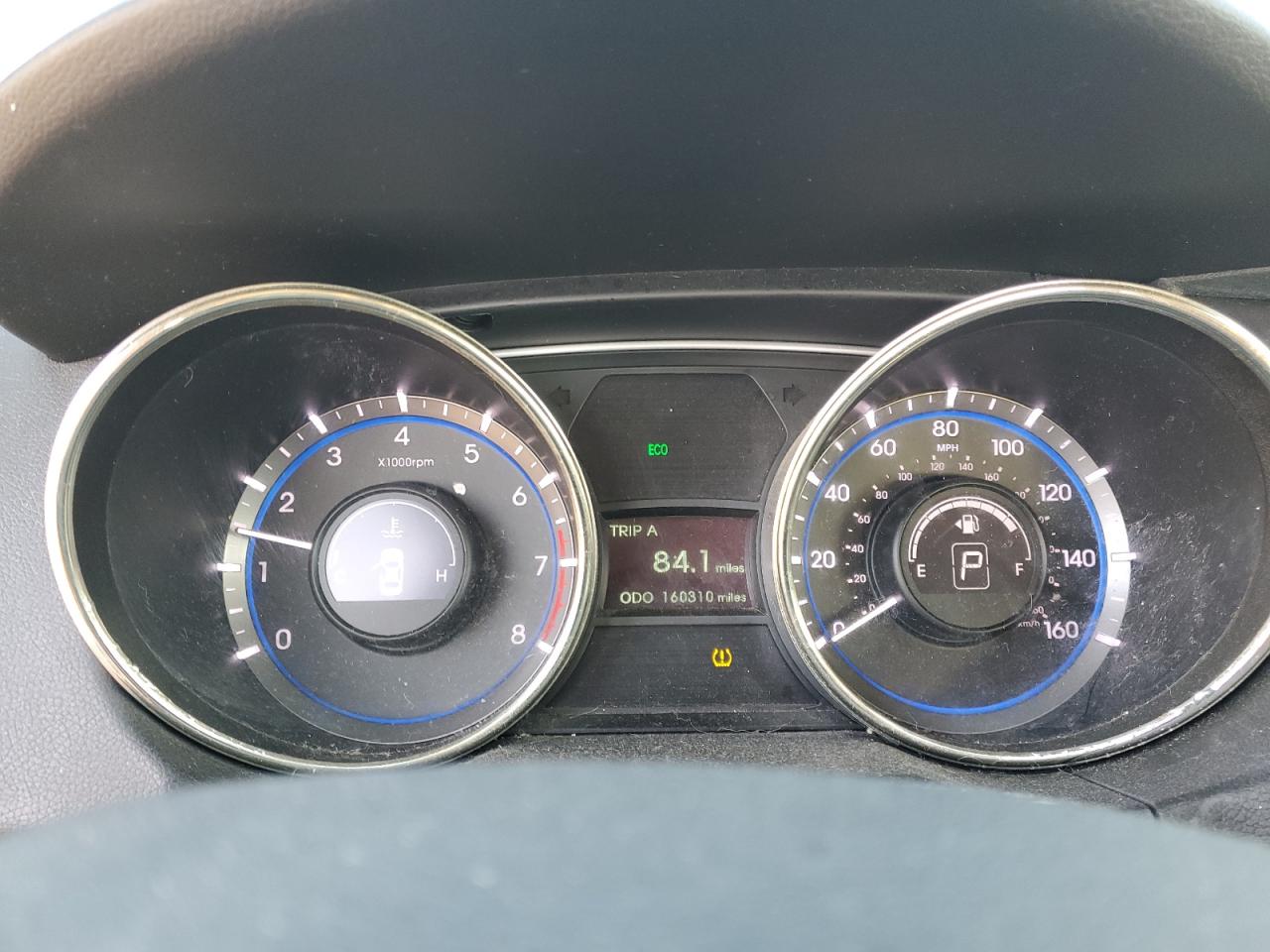 2012 Hyundai Sonata - Image 9
