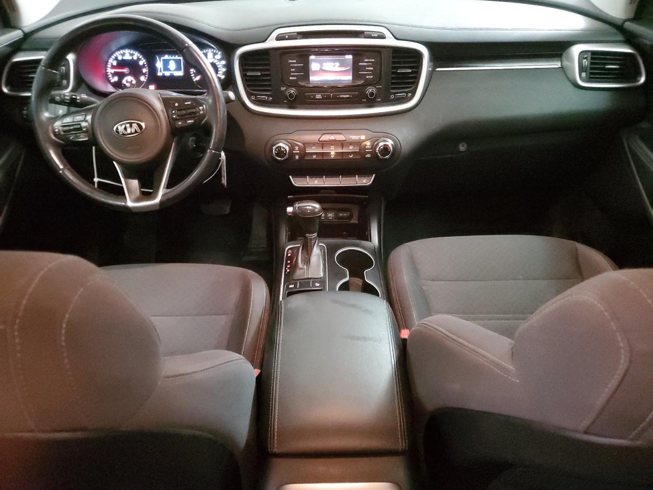 2016 Kia Sorento - Image 8