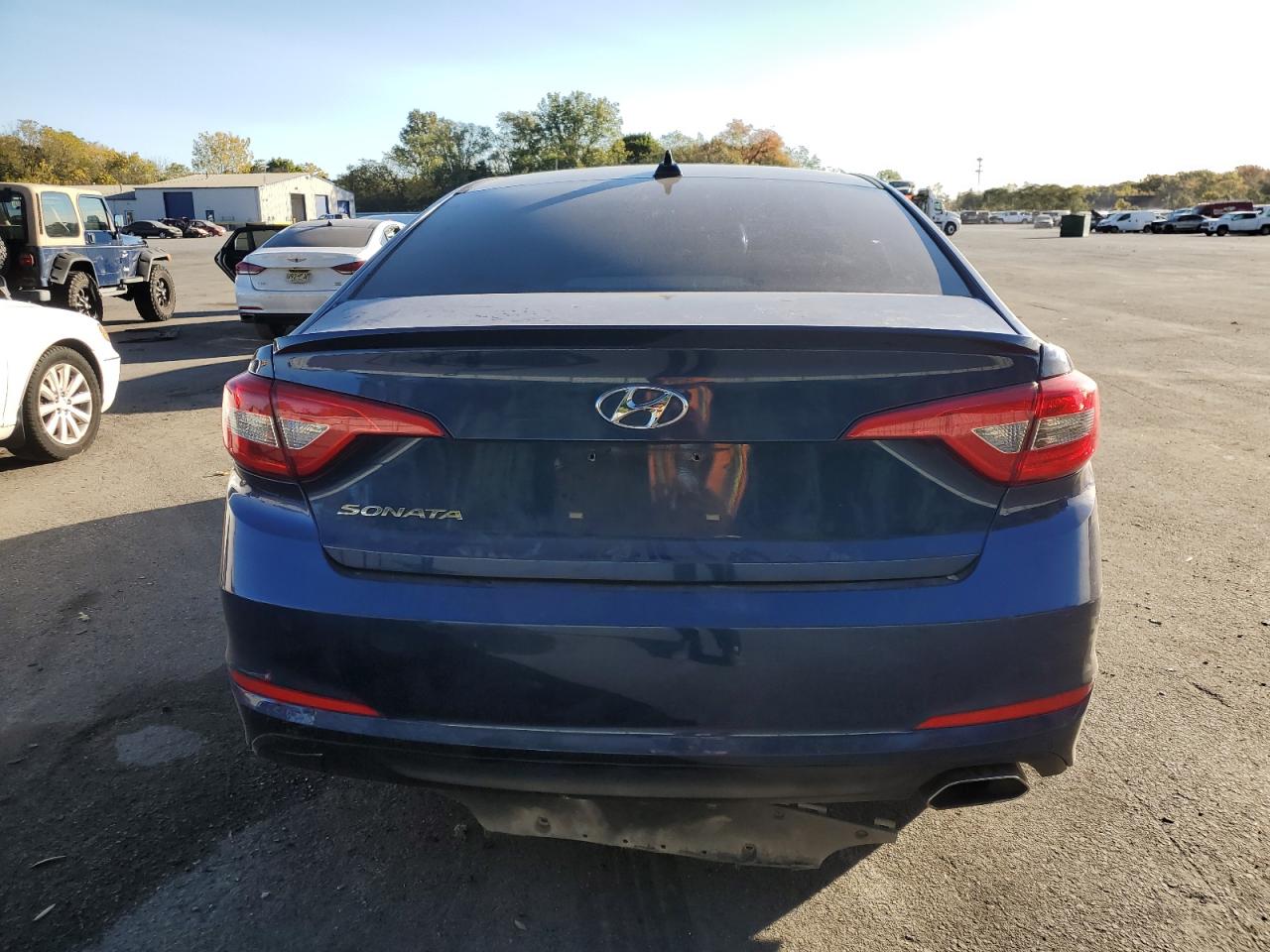 5NPE24AF2HH587438 2017 Hyundai Sonata Se