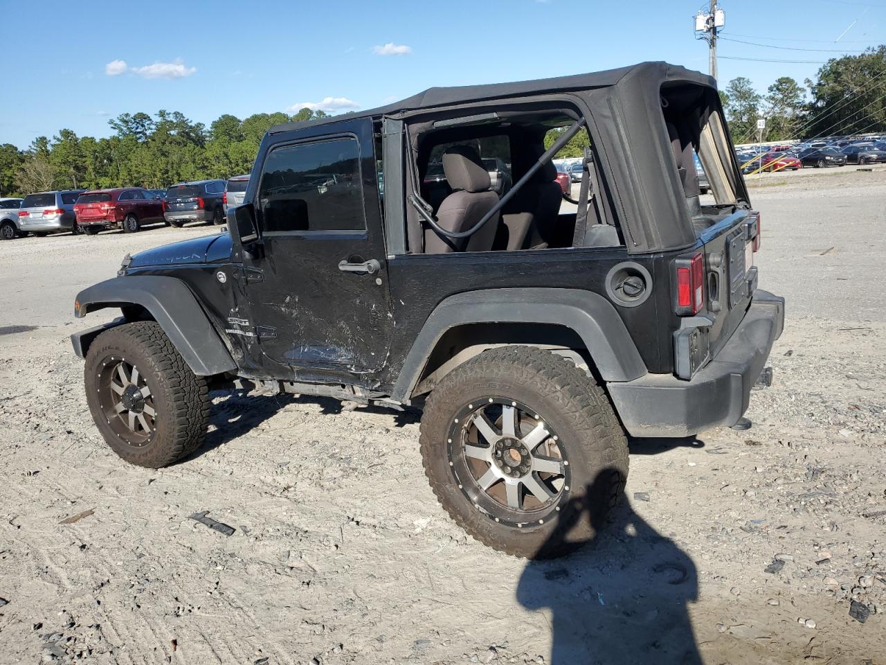 2016 Jeep Wrangler Sport VIN: 1C4AJWAG4GL323282 Lot: 76192034