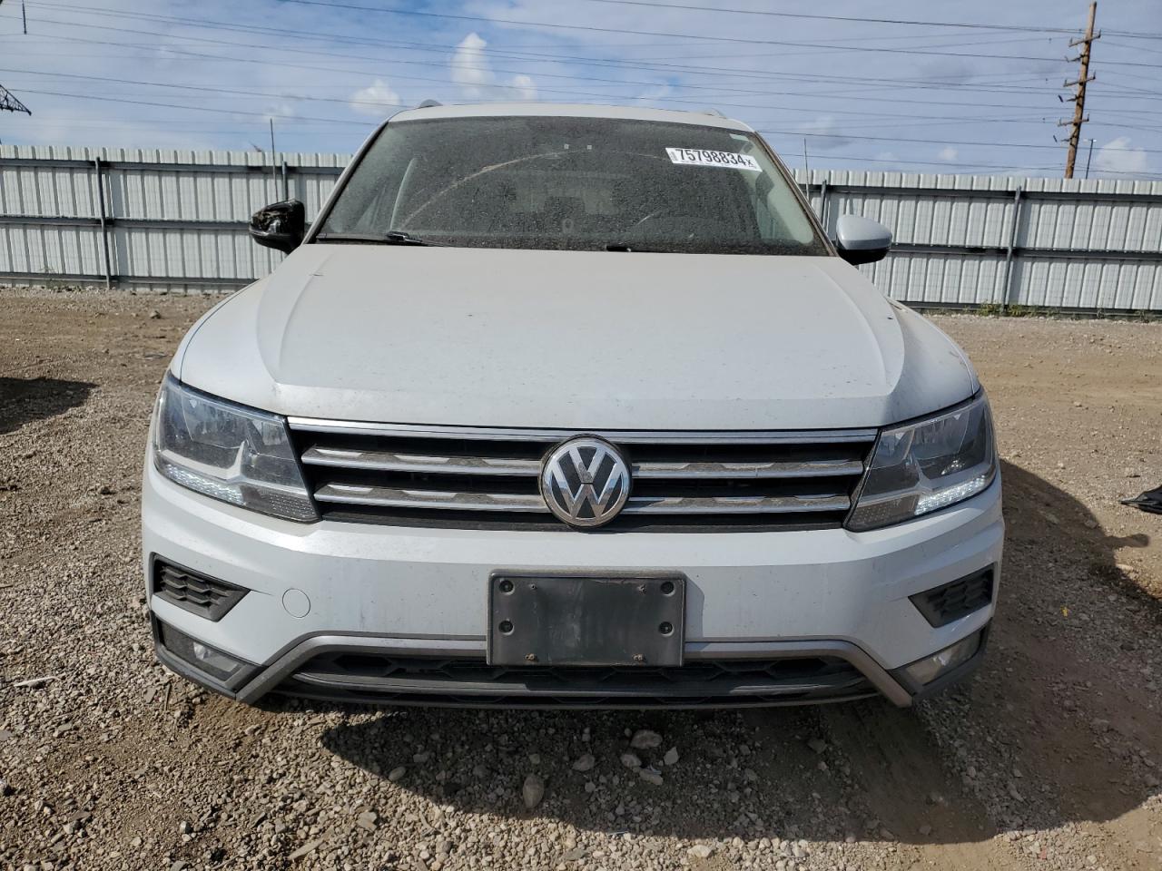 2018 Volkswagen Tiguan - Image 5