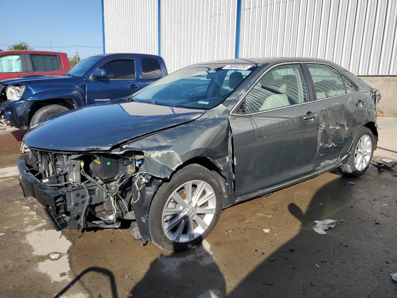 VIN 4T1BF1FK5DU715811 2013 TOYOTA CAMRY no.1