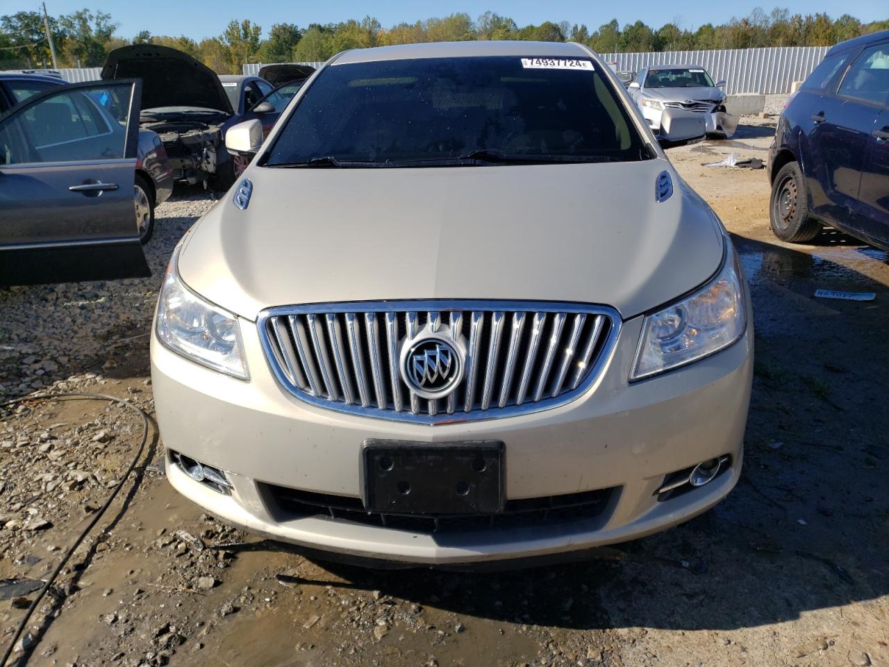 2010 Buick LaCrosse - Image 5
