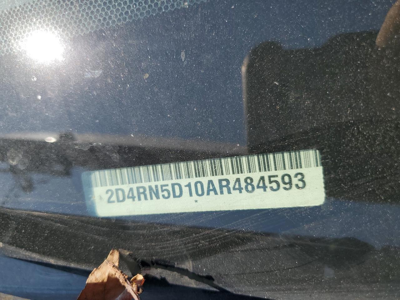 2010 Dodge Grand Caravan Sxt VIN: 2D4RN5D10AR484593 Lot: 76064074