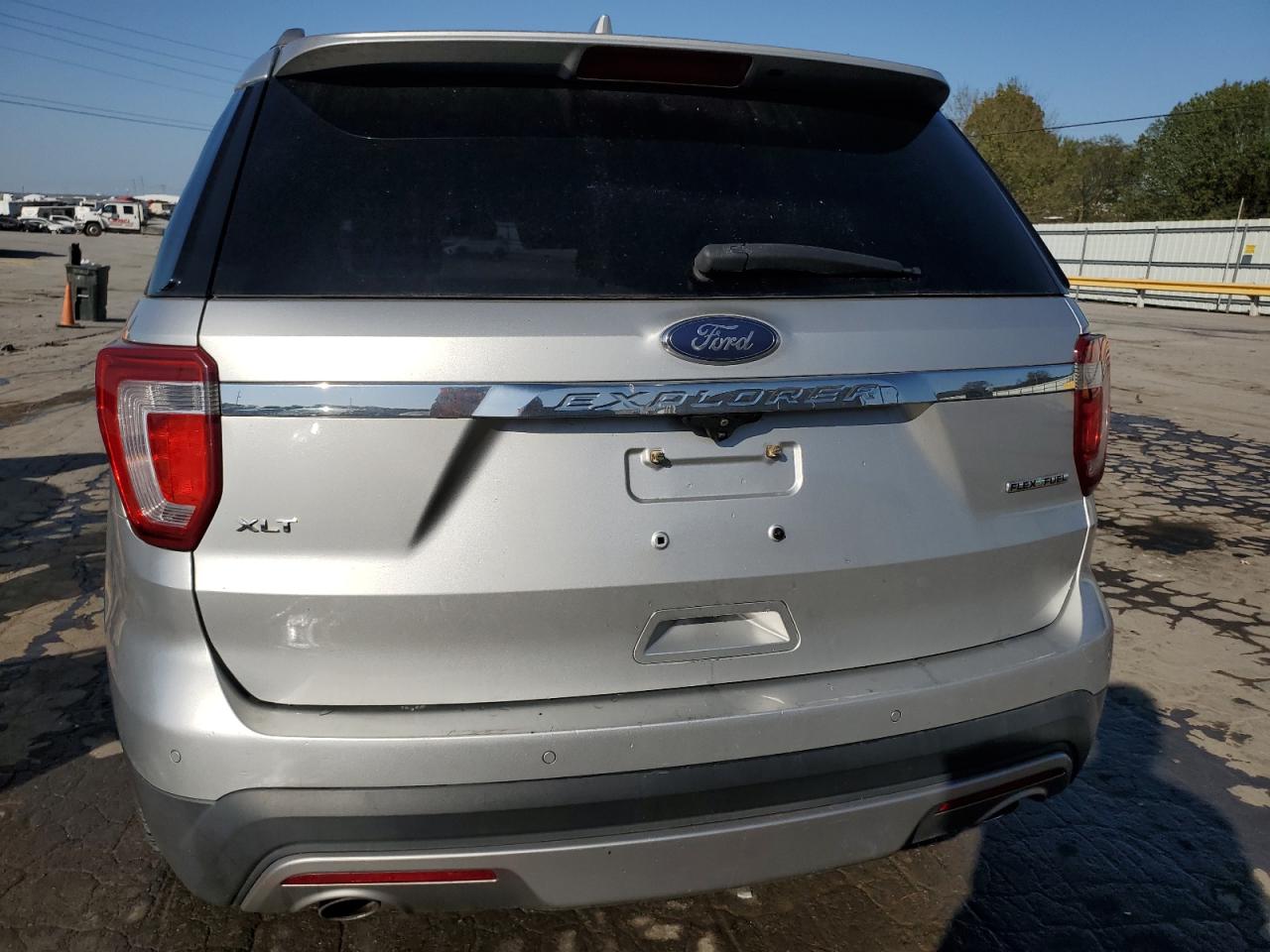 1FM5K7D81GGC46111 2016 Ford Explorer Xlt