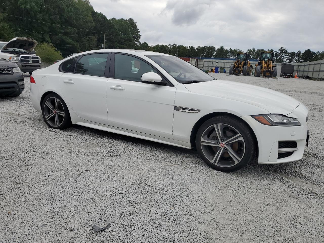 2018 Jaguar XF - Image 4
