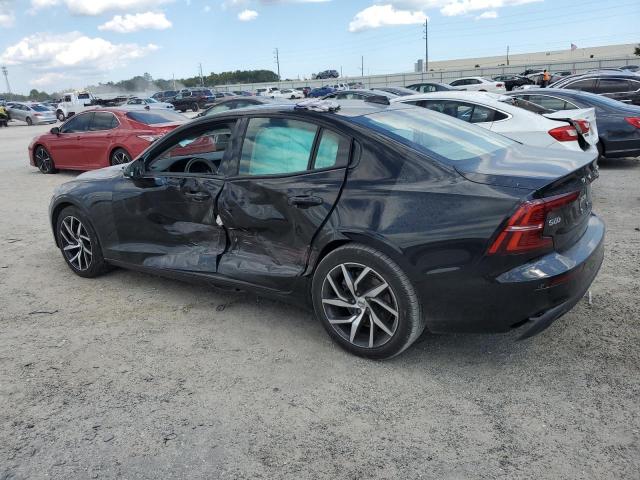 7JR102FK0LG049379 Volvo S60 T5 MOM 2