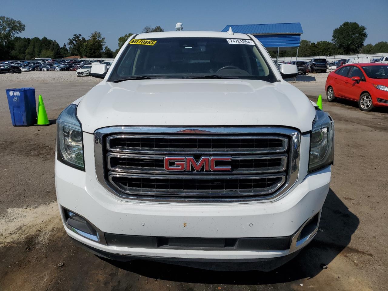 2019 GMC Yukon - Image 5