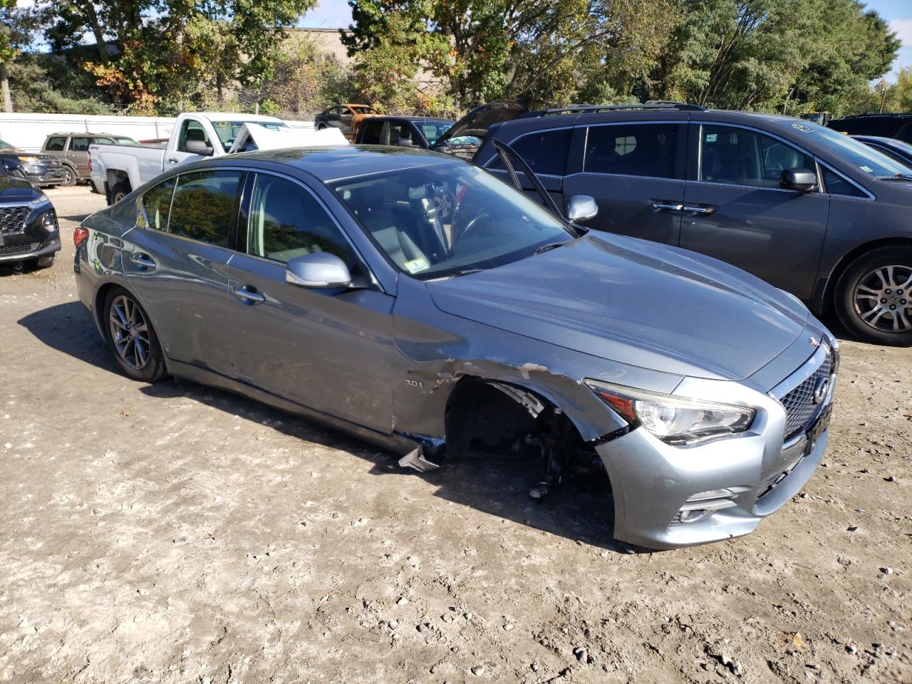 JN1EV7AR1HM840082 2017 Infiniti Q50 Premium