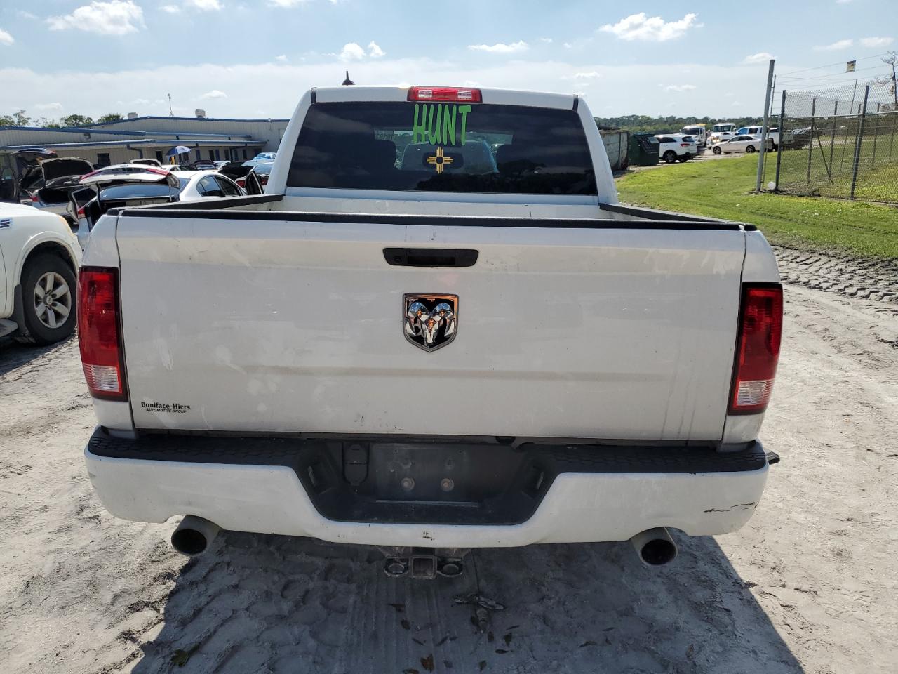 1C6RR6KTXKS603351 2019 Ram 1500 Classic Tradesman