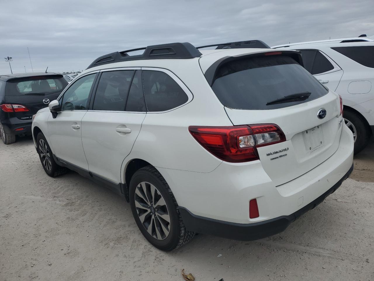 2015 Subaru Outback - Image 2