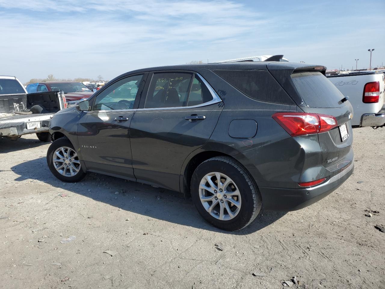 2019 Chevrolet Equinox - Image 2