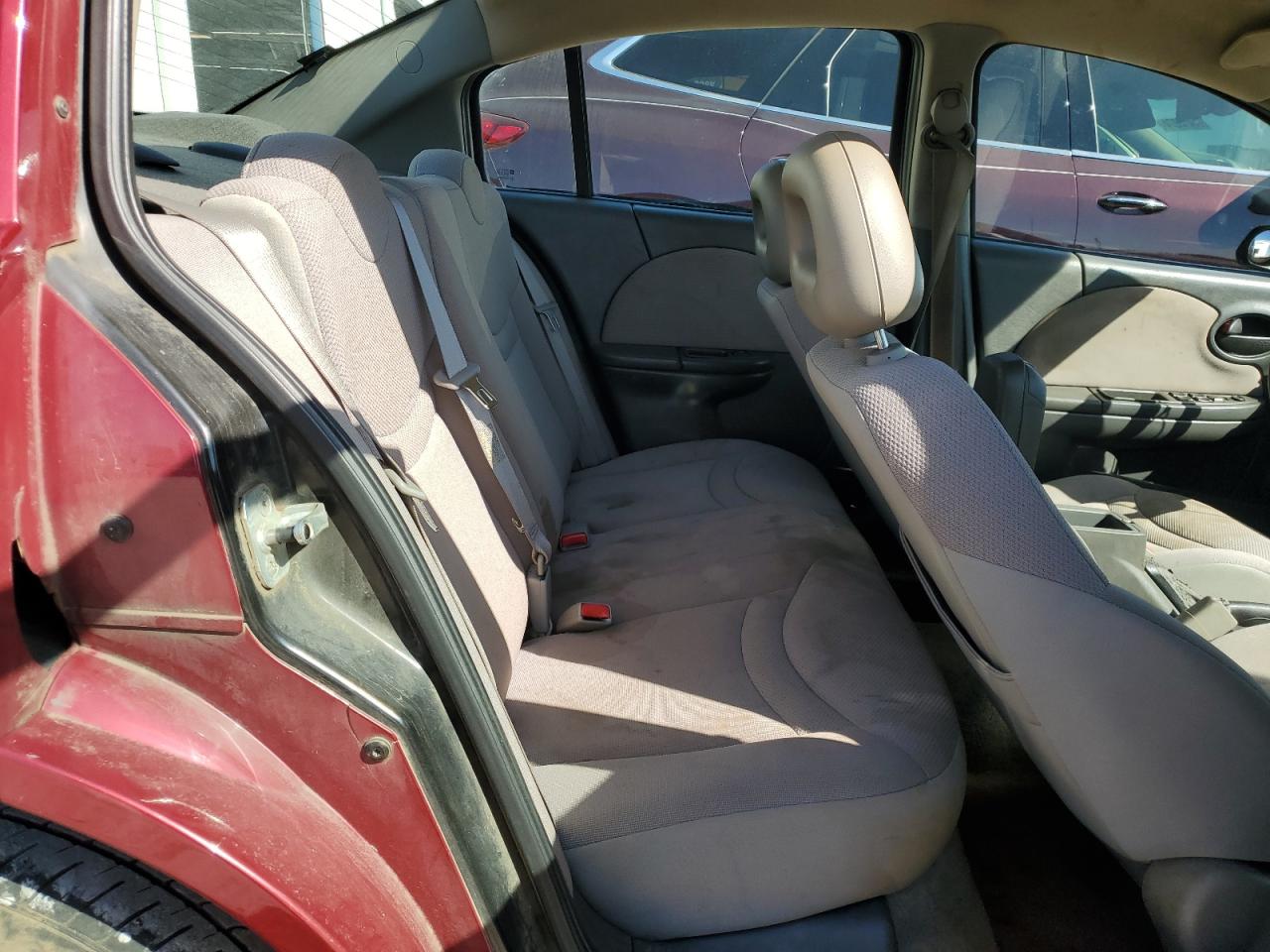2004 Saturn ION - Image 10