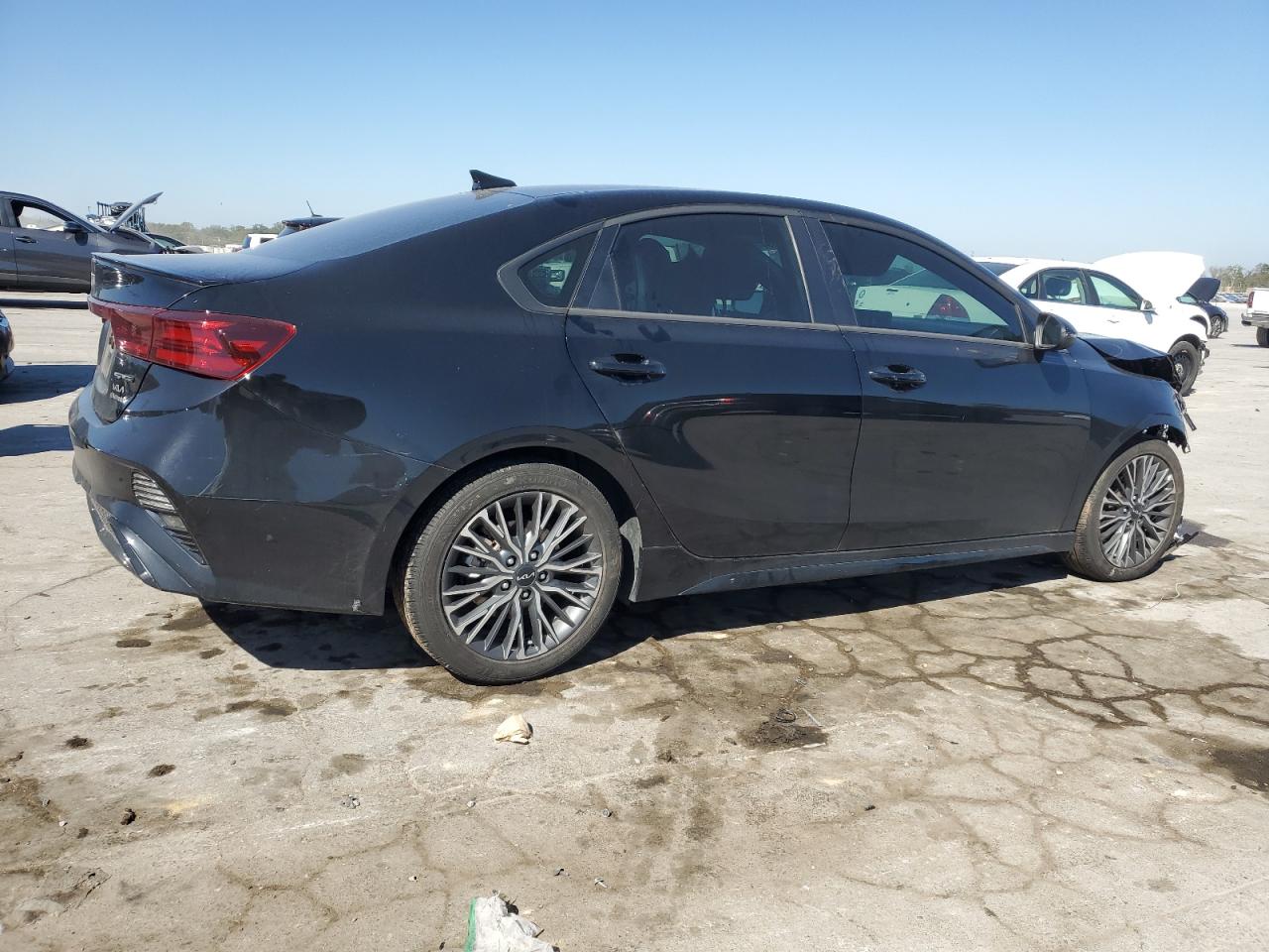 2023 Kia Forte - Image 3