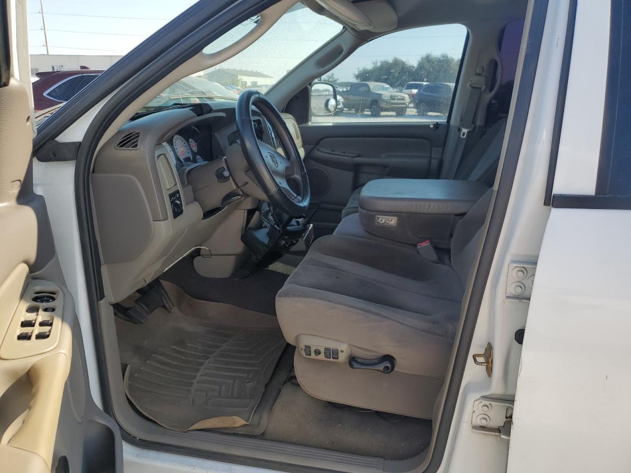 2003 Dodge RAM - Image 7