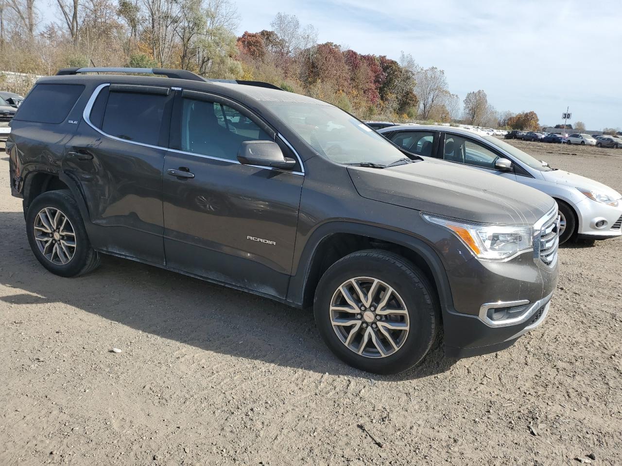 2019 GMC Acadia - Image 4
