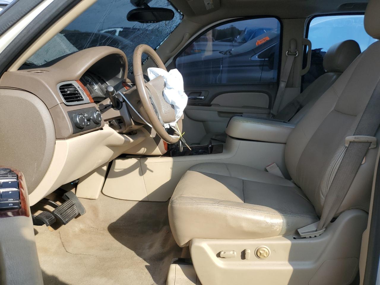 2011 Chevrolet Avalanche Ltz VIN: 3GNTKGE33BG341353 Lot: 61023715